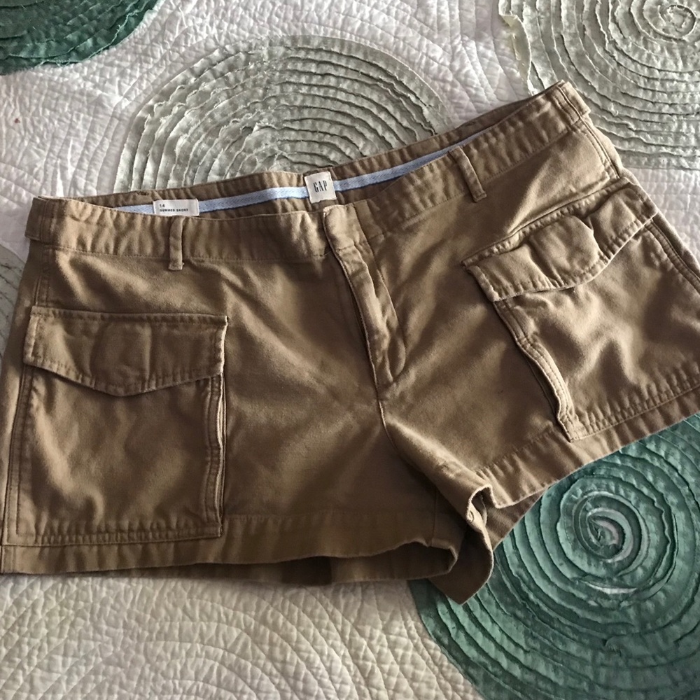 SZ 12 Gap Shorts
